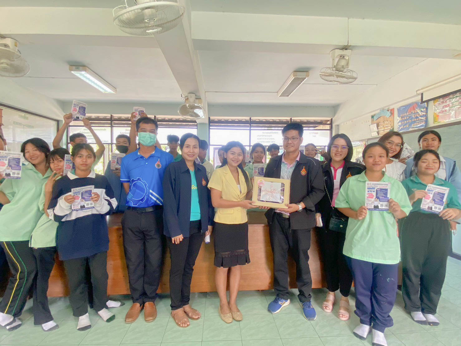 แนะแนวประชาสัมพันธ์หลักสูตรที่เปิดสอนของคณะฯ