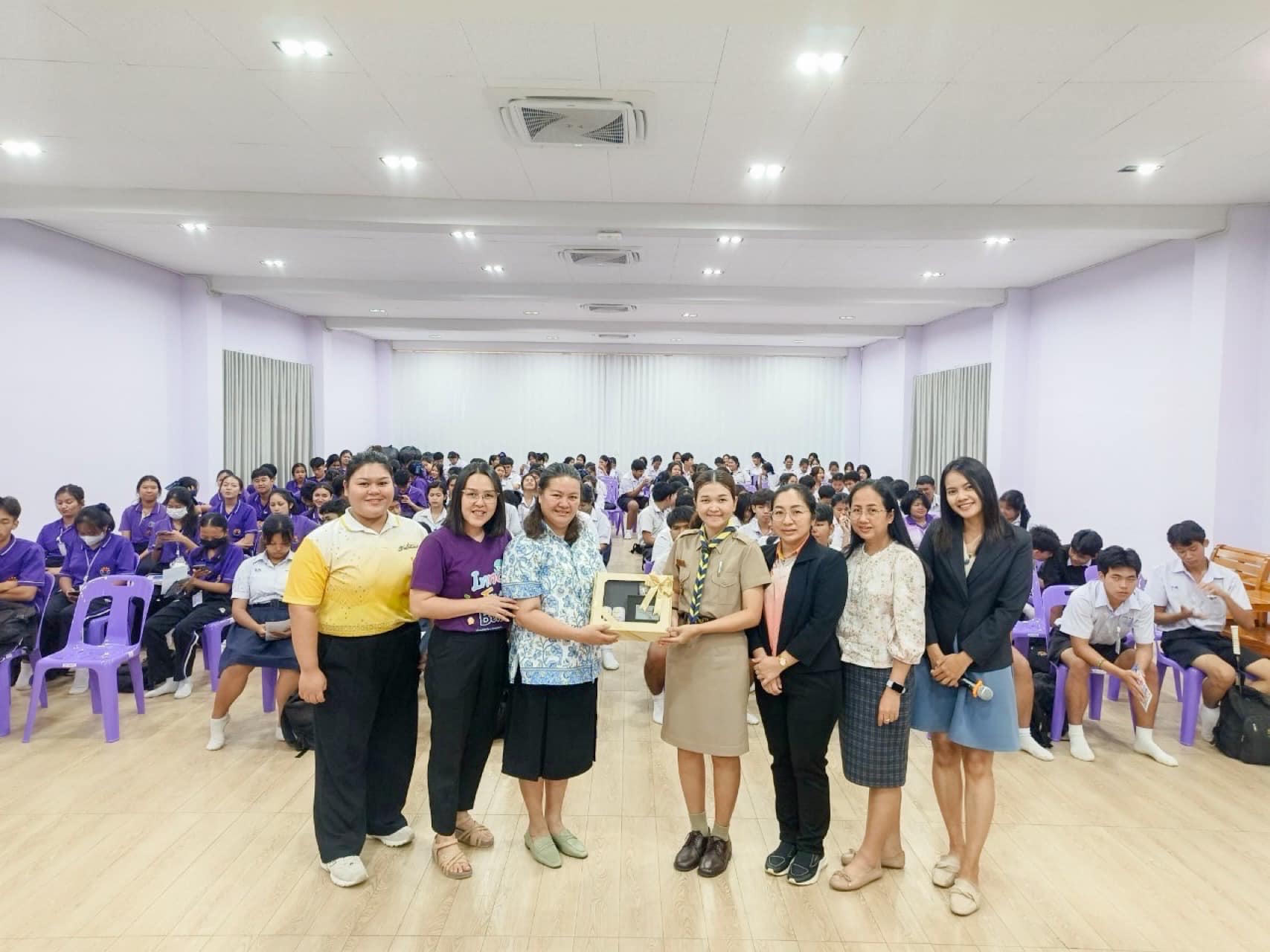 แนะแนวการศึกษาต่อและประชาสัมพันธ์หลักสูตร