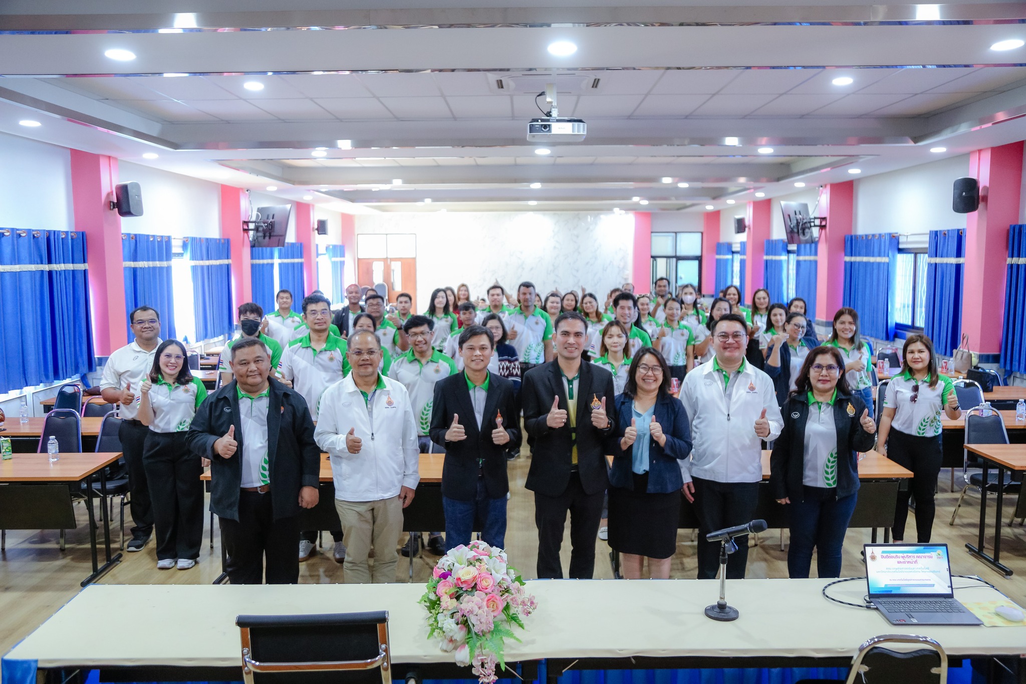 มหาวิทยาลัยเทคโนโลยีราชมงคลอีสาน วิทยาเขตสุรินทร์ ศึกษาดูงาน