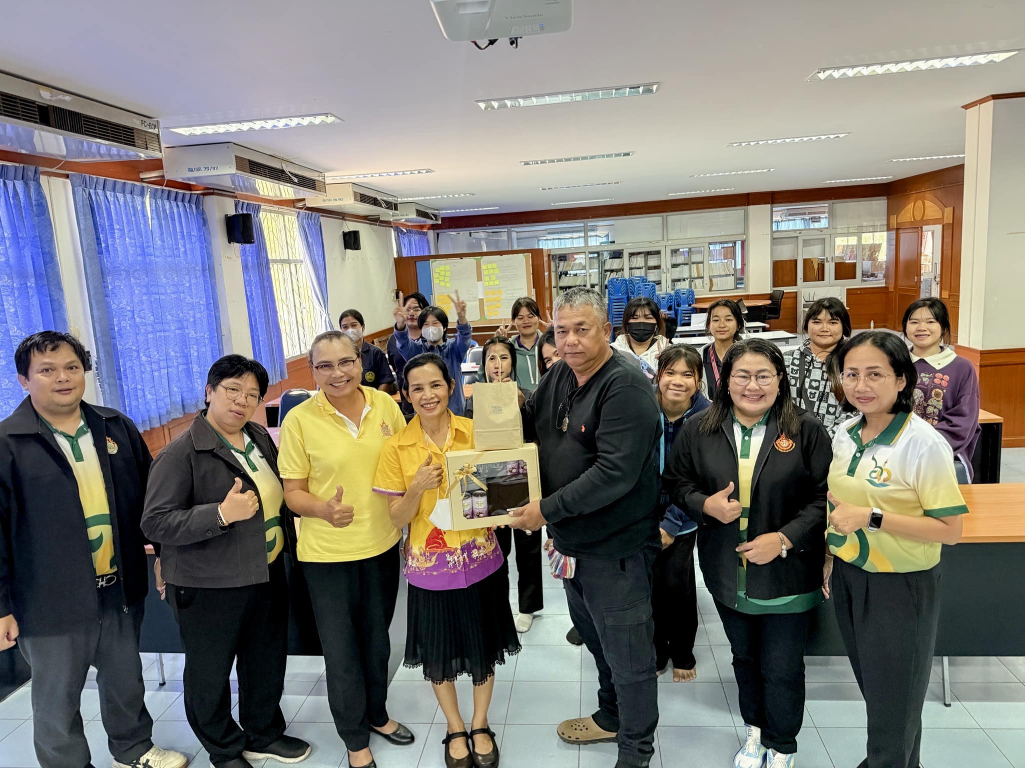 กิจกรรมแนะแนวการศึกษาต่อและประชาสัมพันธ์หลักสูตร