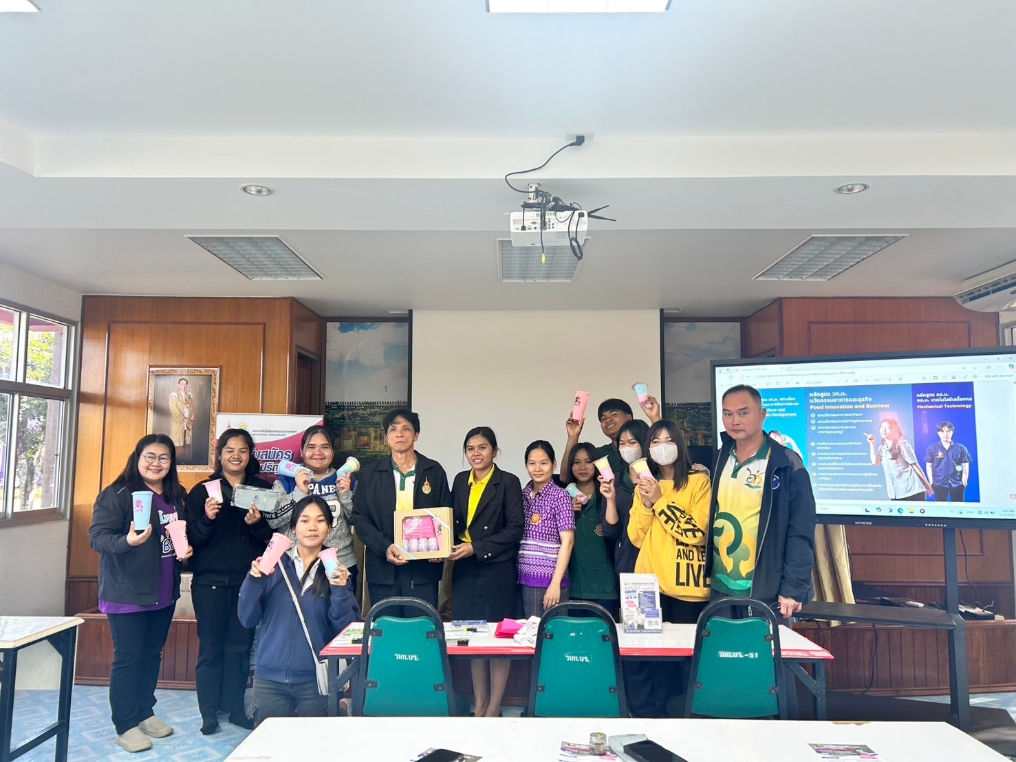 กิจกรรมแนะแนวการศึกษาต่อและประชาสัมพันธ์หลักสูตร