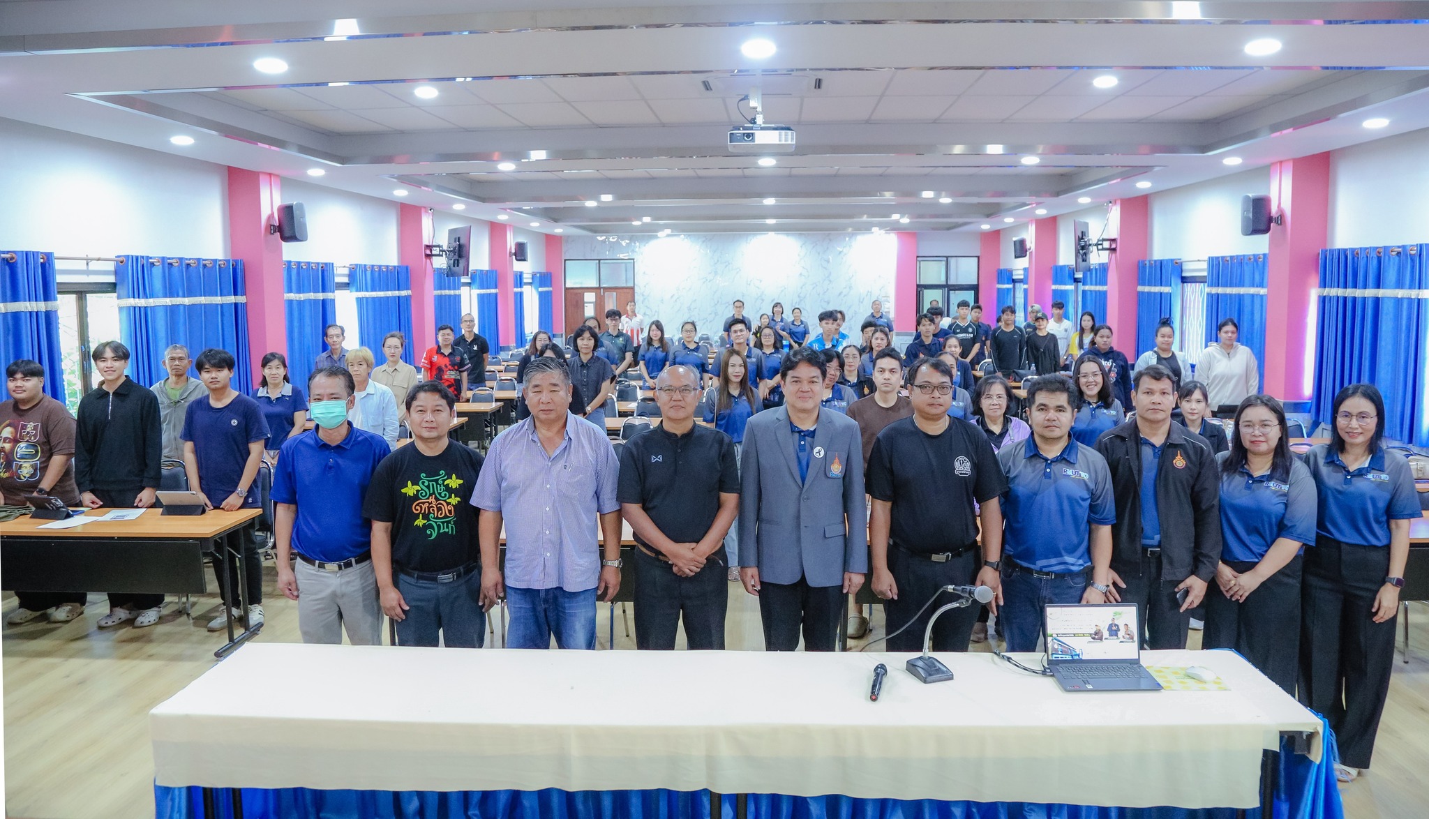 การบรรยายวิชาการ เรื่อง “การใช้ข้อมูลสภาพอากาศ การจัดการแปลงและการจัดระบบน้ำเพื่อการทำสวนทุเรียนที่เหมาะสม”