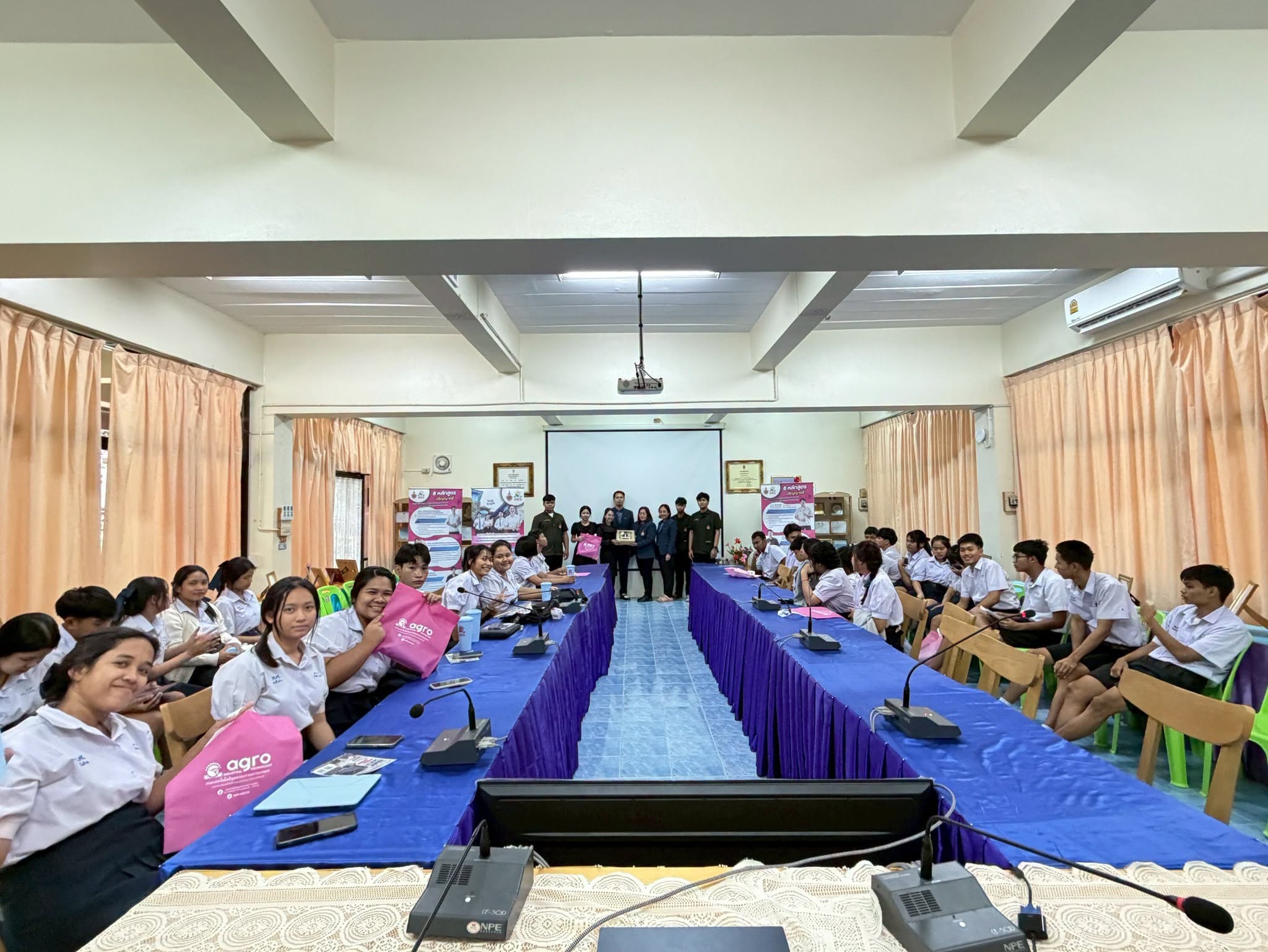 คณะเทคโนโลยีอุตสาหกรรมการเกษตร มทร.ตะวันออก วข.จันทบุรี ลุยแนะแนวการศึกษาต่อให้น้อง ๆ โรงเรียนห้วยยางศึกษา จ.ระยอง